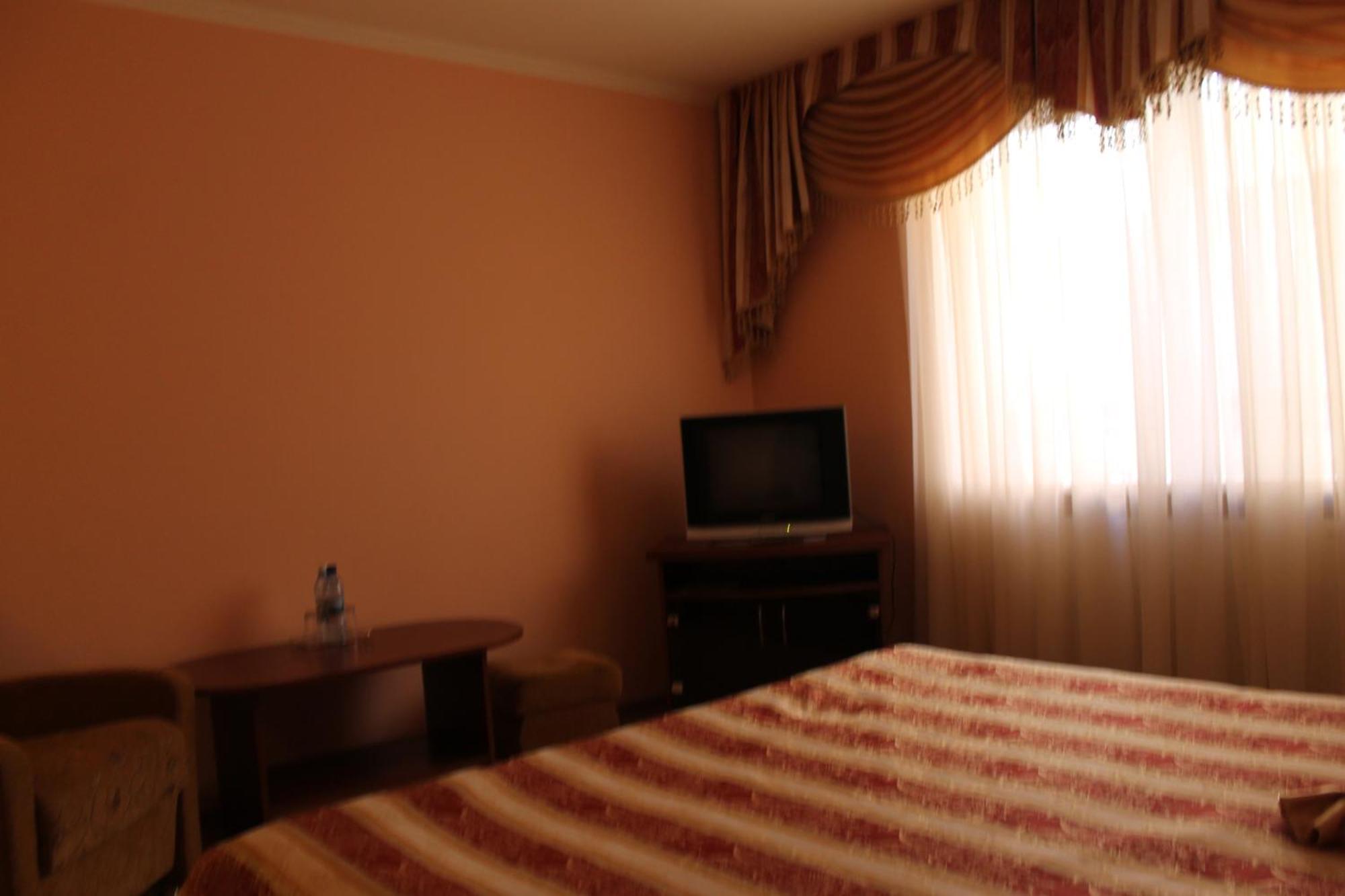Passage Hotel Beregszász Kültér fotó